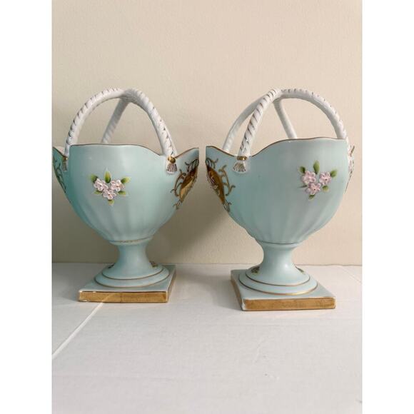 A Pair of Gold Plated Sea Green Porcelain Baskets, Trinket Dish, Decor Vintage - Picture 2 of 15
